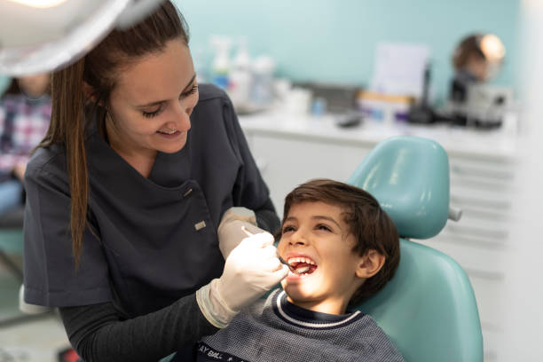 Best Weekend Emergency Dentist in Mcewen, TN